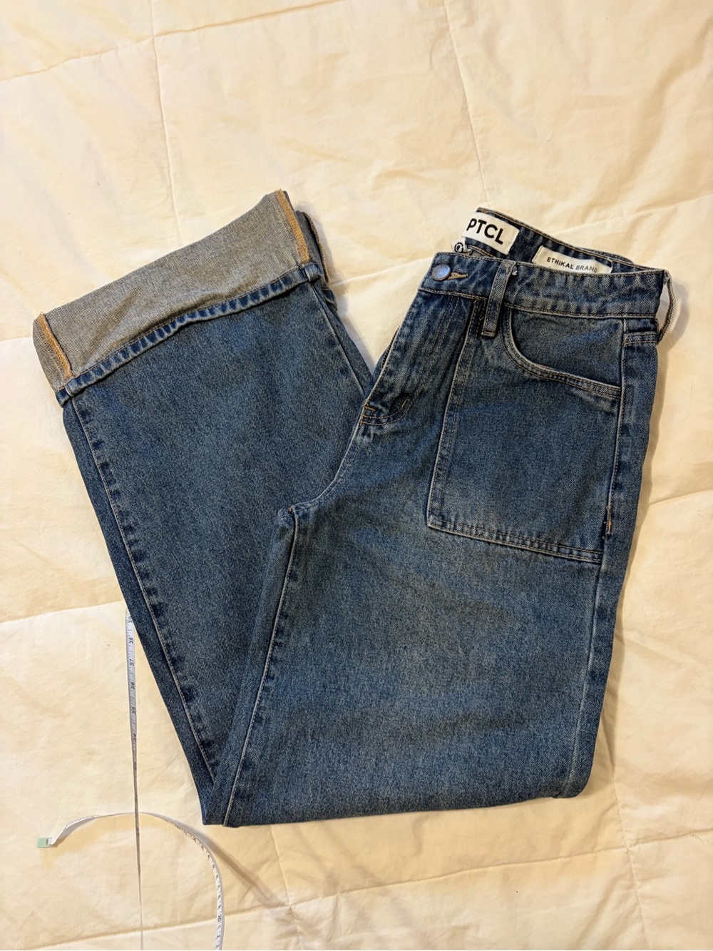 PTCL- size 28, Ethikal Brand High-Rise Wide-Leg
Patch-Pocket Jeans.